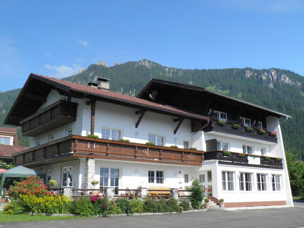 로이테 Alpenhof Waengle 아파트 호텔 외부 사진