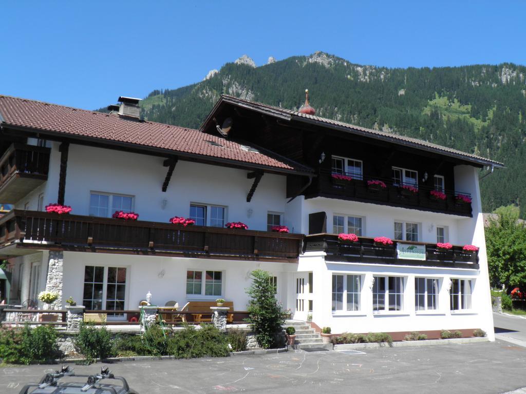 로이테 Alpenhof Waengle 아파트 호텔 외부 사진